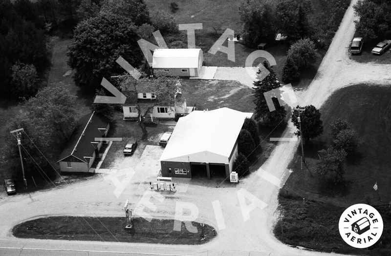 J&D Market and Motel - 1993 (newer photo)